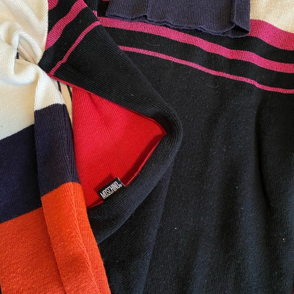 Turtleneck MOSCHINO Jeans multi coloured goes with absolutely everything 💯 - Picture 2 of 3